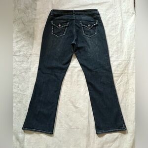 Massini Bootcut Jeans for women’s size 12 Dark blue Wash 5 pockets design.